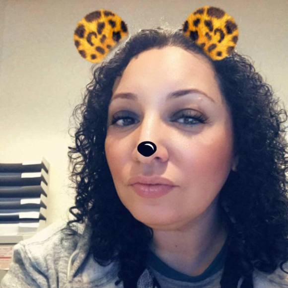 Meet your Posher, Gladys - Picture 1 of 1